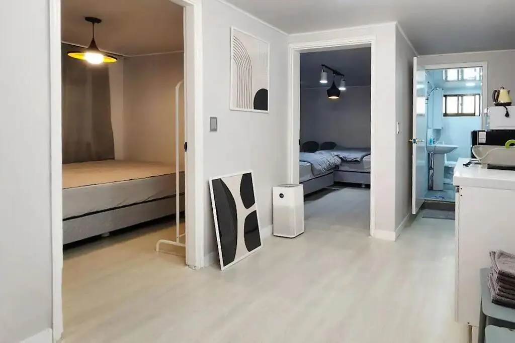 K-9 Hongdae Yeontral Park Apartment Seoul South Korea