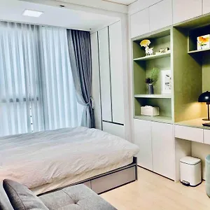  Apartment The Share Myeongdong High Floor & Free Gym #subway Station 3min #myeongdong 10min