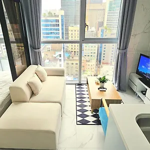  Apartment Majestic